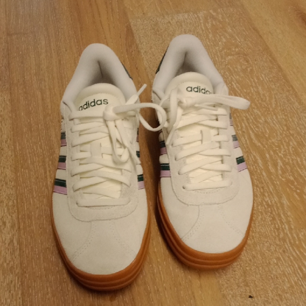 adidas White Low-Top Sneakers with Gum Sole and Pastel Stripe Accents